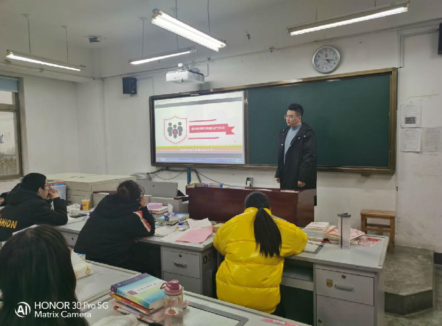 https://www.sdse.cn/__local/F/7C/29/426FC1BDB58D1B4E98CE248E348_788C7191_15D21.jpg?e=.jpg